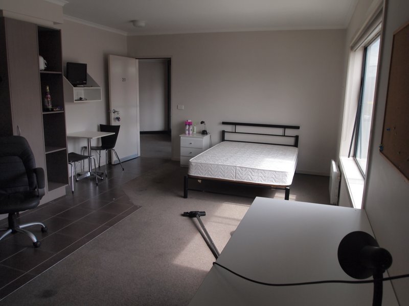 201/133 Droop Street, Footscray